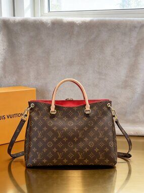 Louis Vuitton Pallas MM Bag